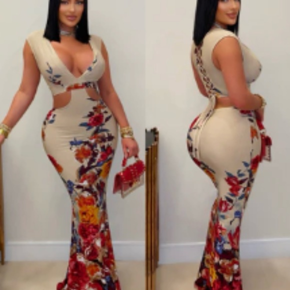 Floral Plunge Maxi Dress - Picture 2 of 2